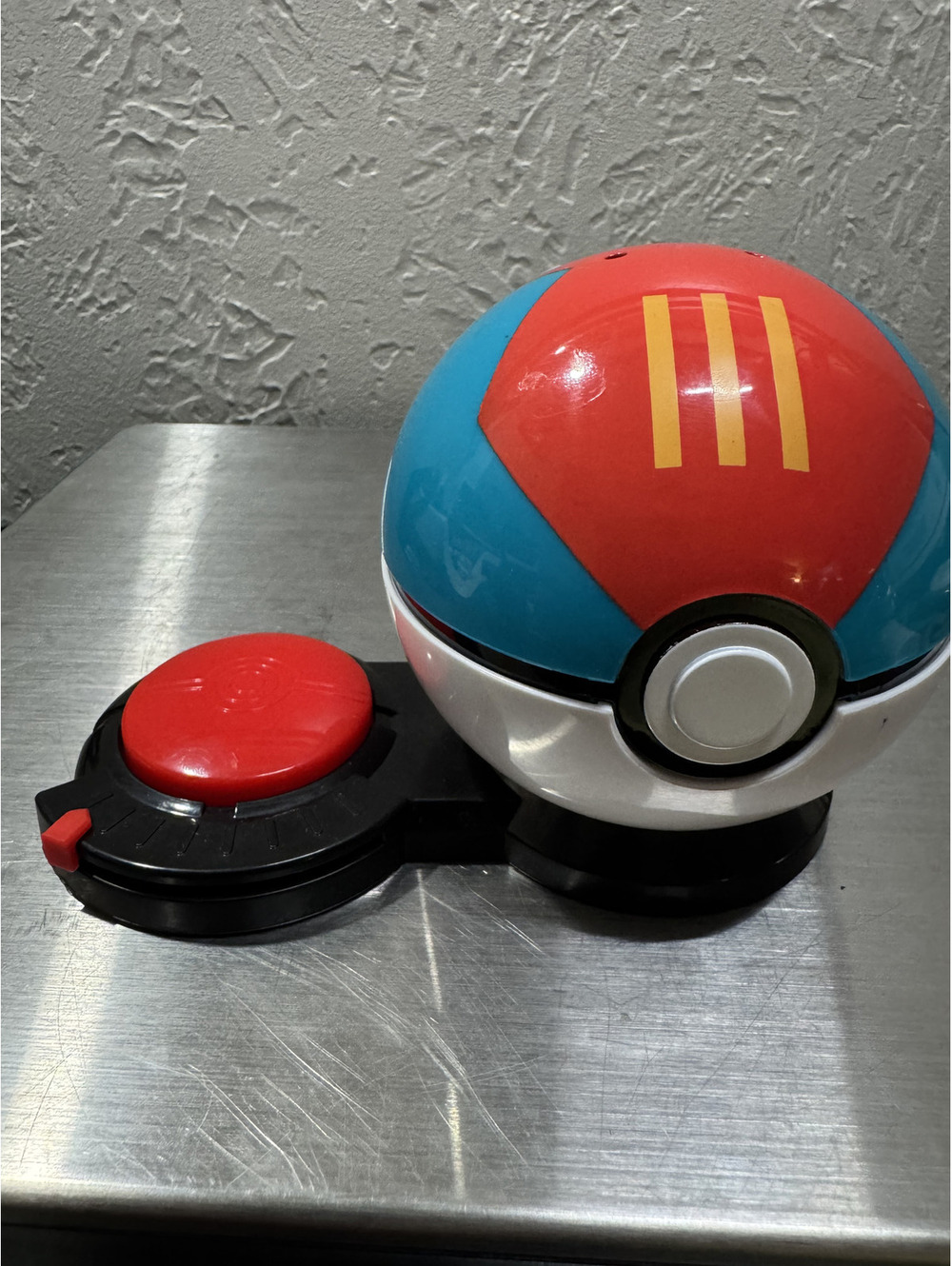 Pokémon Premier Ball lure ball Clip n Go Suprise Attack game- 2021